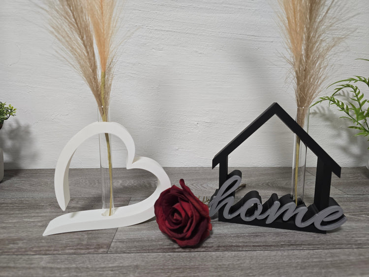 Deko mit Reagenzgläsern